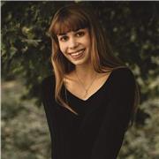 Insegnate medie (tutte le materie),superiori (inglese, geografia, storia dell’arte, letteratura, diritto, inglese, storia,musica)